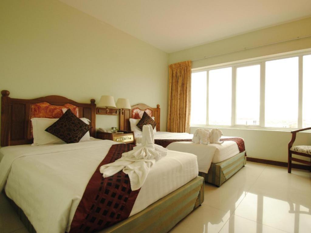 פנום פן Midland Hotel מראה חיצוני תמונה